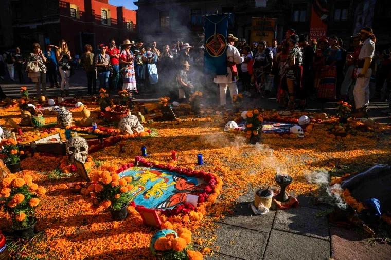 El Día de los Muertos: 2025/11/04